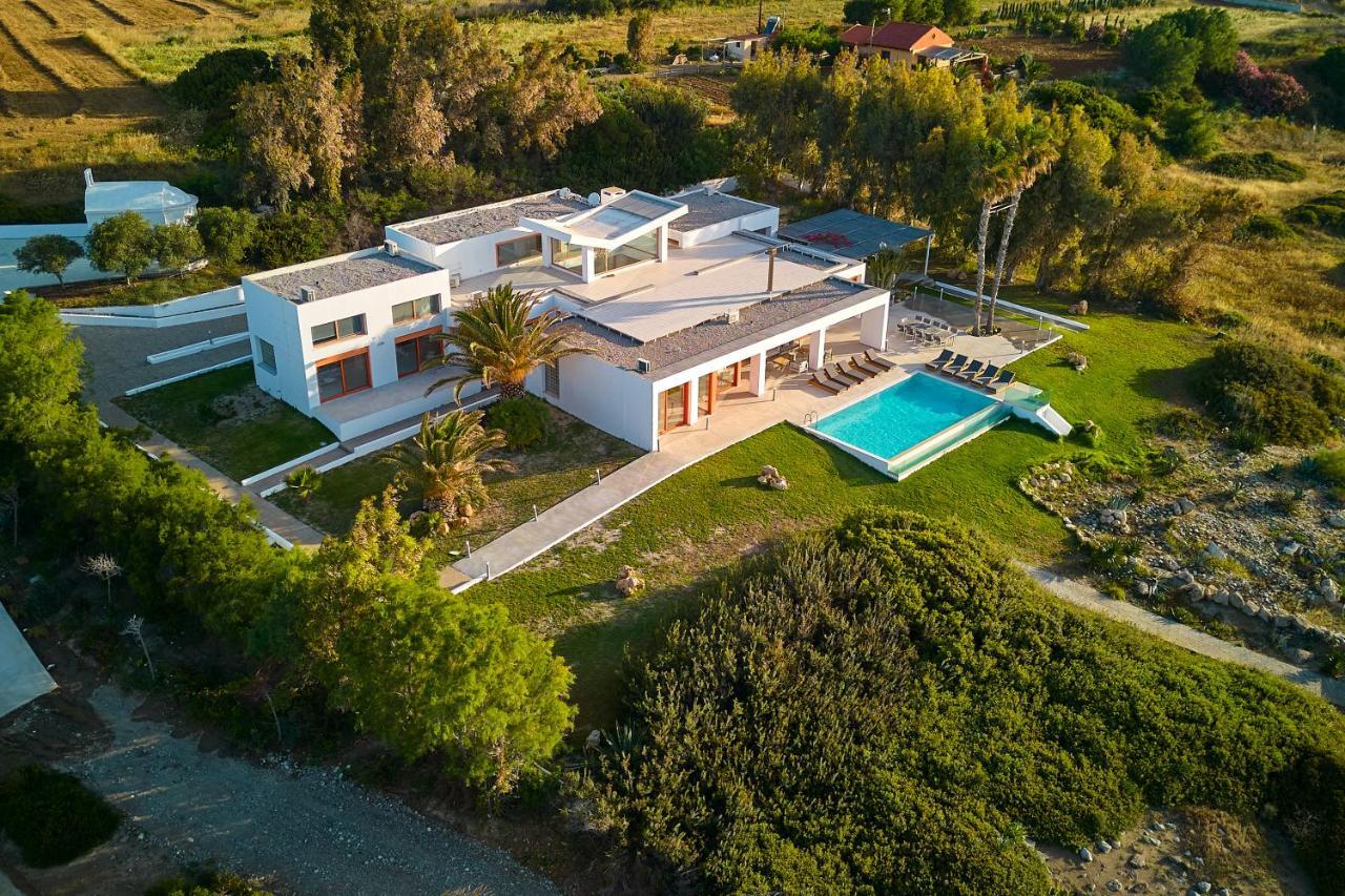 Villa Seven Lakhania Esterno foto